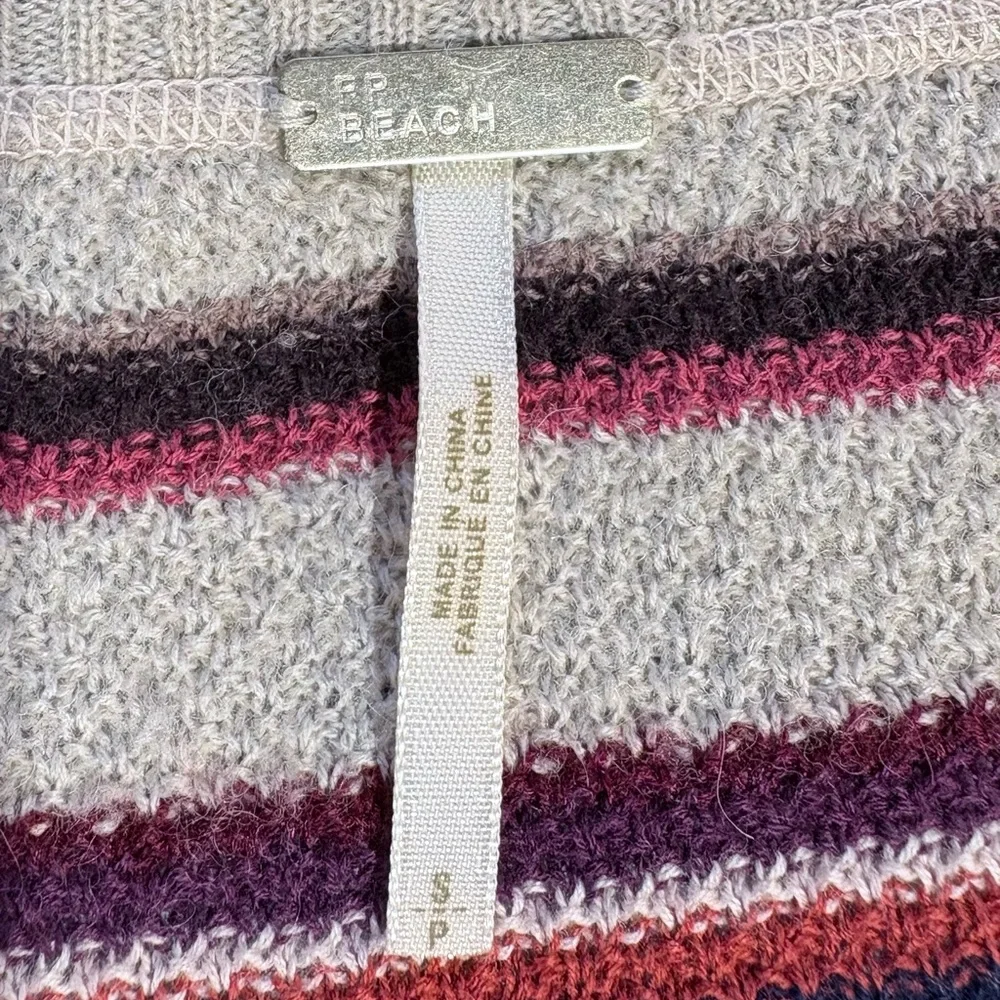 FREE PEOPLE BEACH Road Trip Alpaca Blend Boxy Cropped Split Side Sweater Sz S💛
